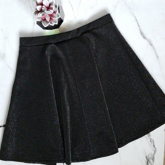 Topshop Dresses & Skirts - Topshop Black Sparkly Skater Skirt